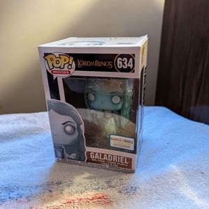 Galadriel Barnes & Noble Exclusive Funko POP!